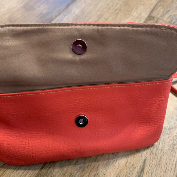 🌺Relic Mini Crossbody🌺 - Picture 7 of 7